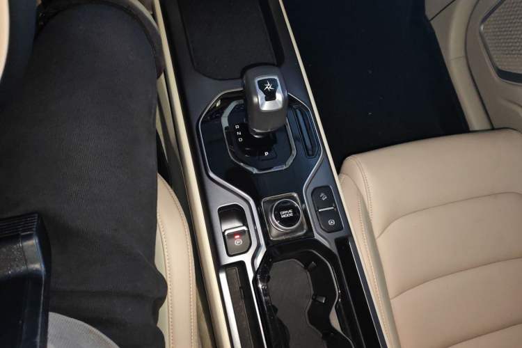 Used Geely Auto icon 2023 1.5TD Chocolate Smoothie Edition
