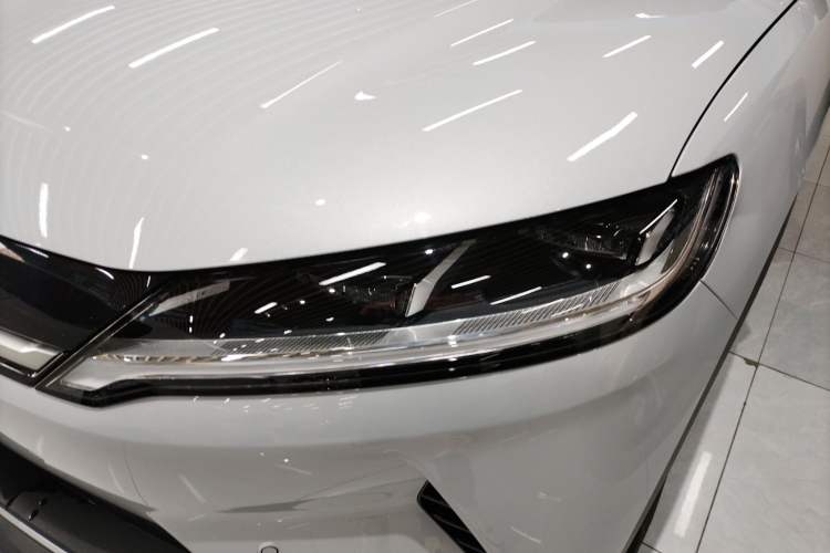 Used BYD Yuan UP 2025 Intelligent Driving Version 401 km Leading Edition
