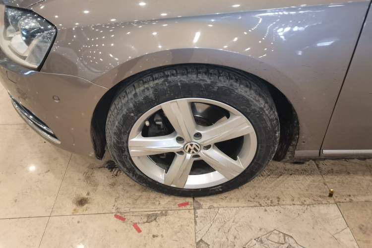 Used Volkswagen Magotan 2015 Revised 1.8TSI Prestige Version
