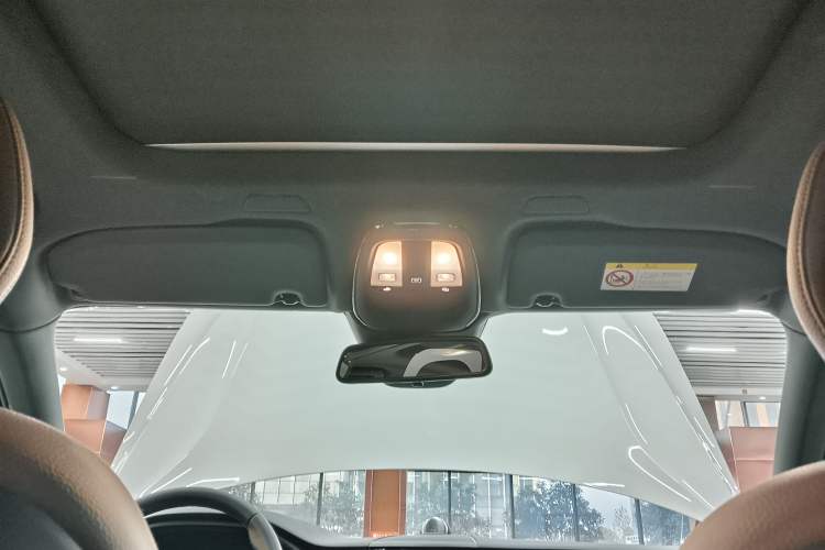 Used Volvo XC60 2023 B5 4x4 Smart Luxury Edition
