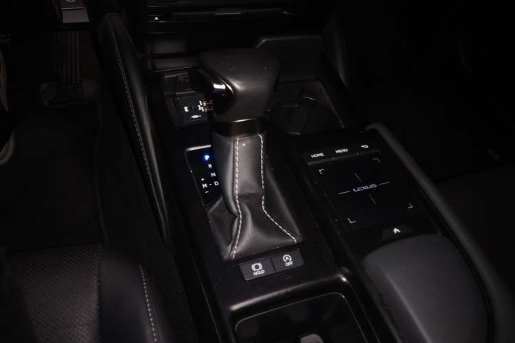 Used Lexus ES 2020 200 Excellence Edition
