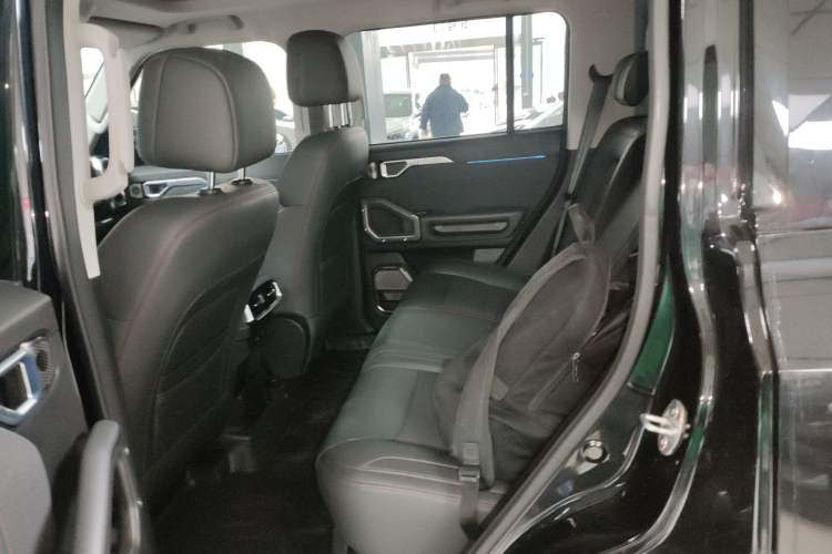 Used JETOUR Traveler 2023 2.0T All-Wheel-Drive CrossPRO
