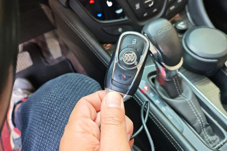 Used Buick Envision 2018 20T Two-Wheel-Drive Elite Model