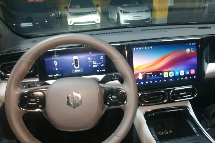 Used Leapmotor C01 2022 Four-Wheel Drive Dual-Motor Performance Version
