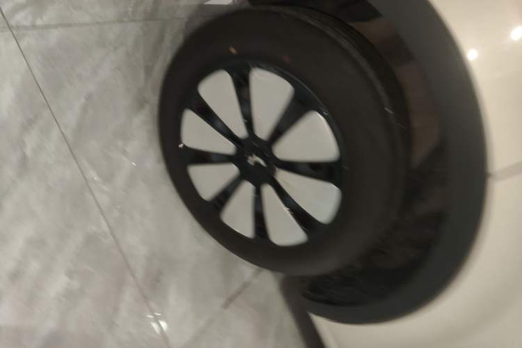 Used Wuling Bingo 2024 333 km Enjoyment Version
