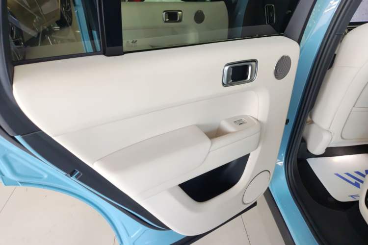 Used Li Auto L8 2024 Ultra Model
