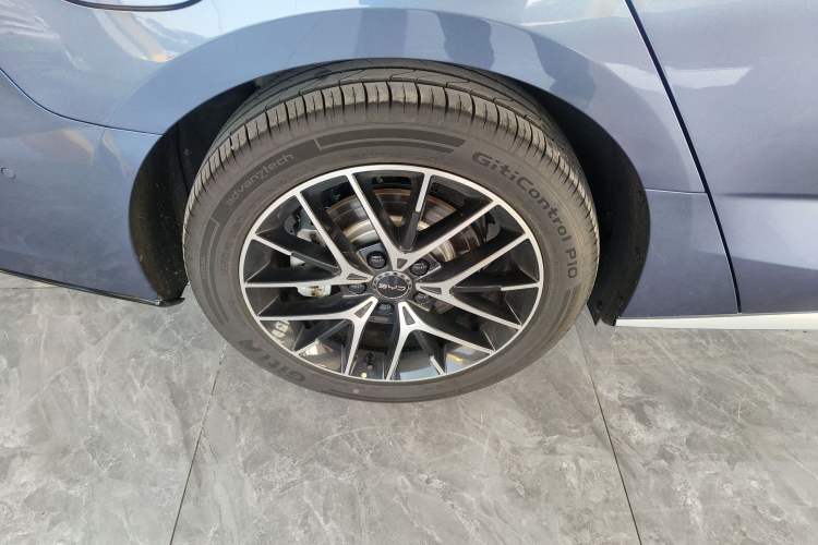 Used BYD Seal 2023 DM-i 1.5T 121km Flagship Model