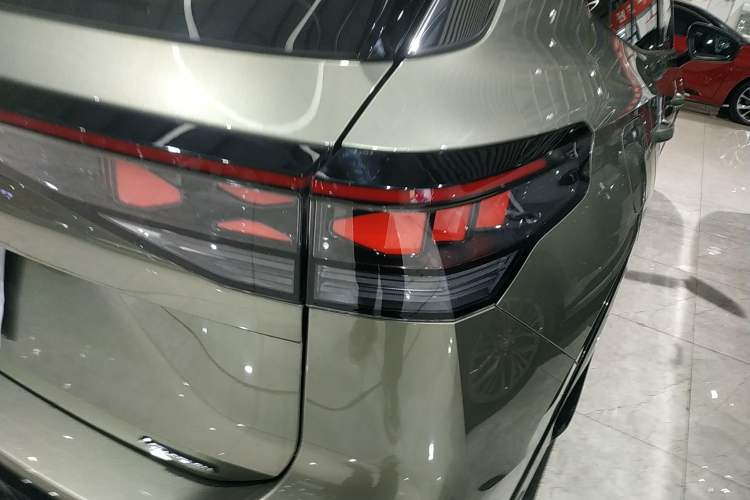 Used Volkswagen Tayron 2025 Tiguan L 380TSI 4Motion Luxury Easy Package
