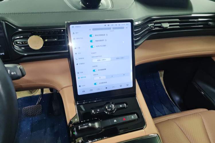 Used Nio ES8 2020 415 km Range 6-Seater Version
