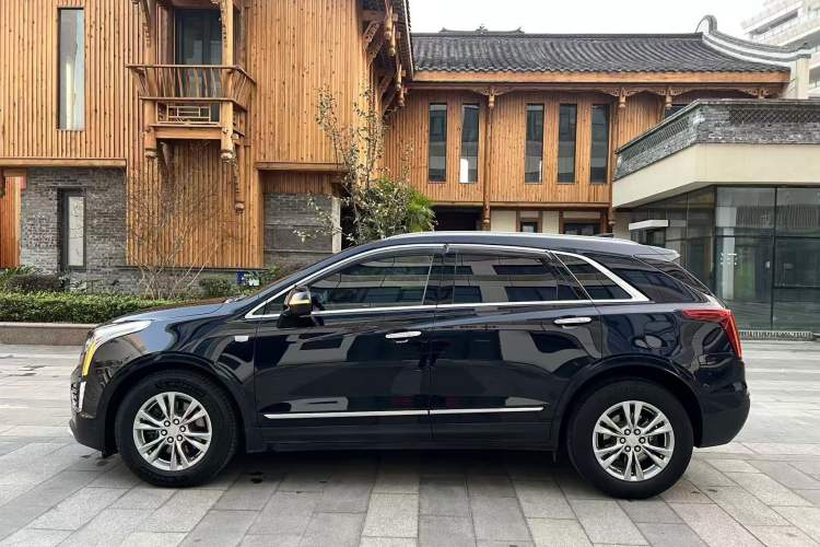 Used Cadillac XT5 2021 28T Luxury Version