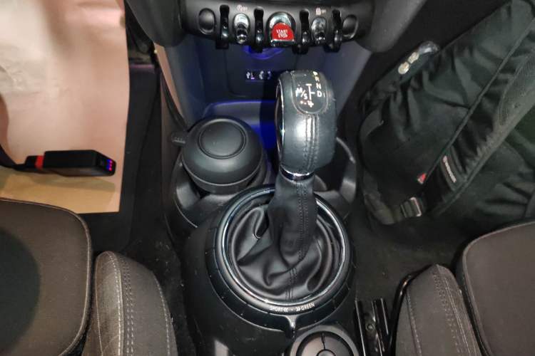 Used MINI MINI 2016 1.5T COOPER
