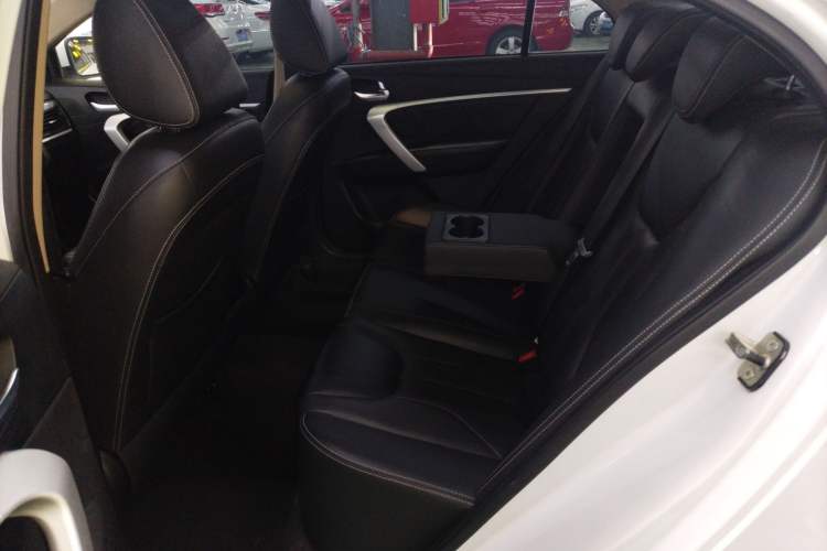 Used Geely Auto Emgrand 2017 Sedan Million Edition 1.5L CVT Luxury Model
