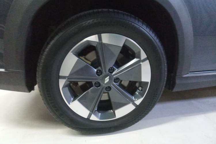 Used Livan Livan 7 2023 605 km ZHU FENG
