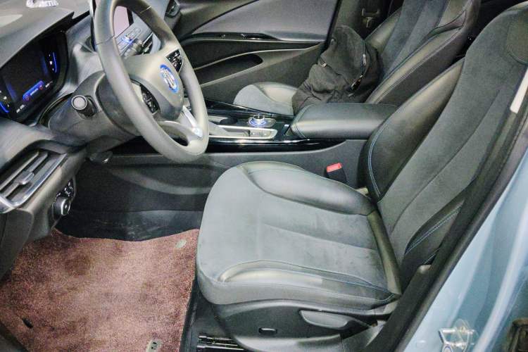 Used Buick Velite 6 2020 Plug-in Hybrid Connected Smart Edition
