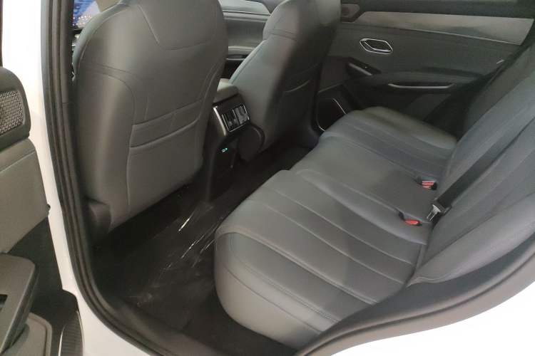 Used BYD Song L DM-i 2025 Intelligent Driving Version 112 km Leading Trim
