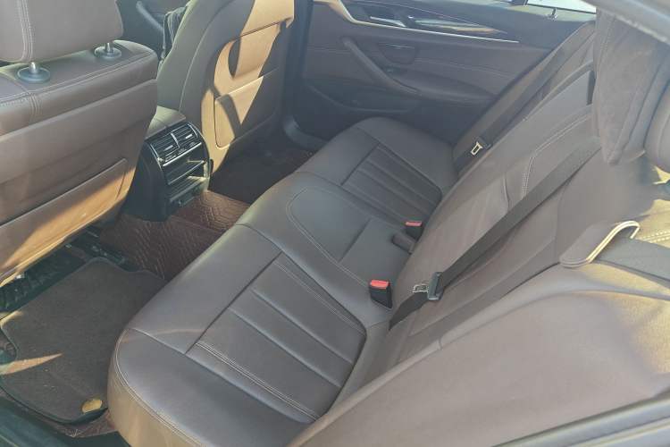 Used BMW 5 Series 2018 525Li M Sport Package
