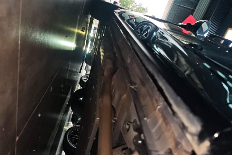 Used Lynk & Co 08 EM-P 2023 220 km Limited-Time Edition
