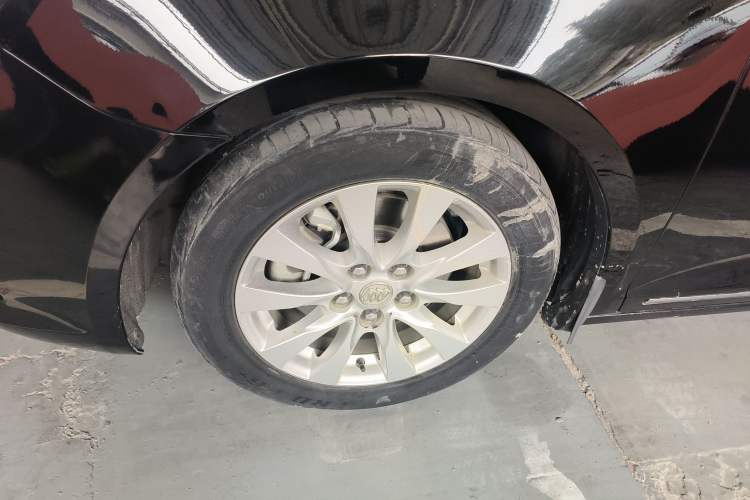 Used Buick LaCrosse 2013 2.4L SIDI Leading Comfort Version