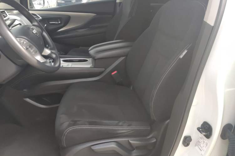 Used Nissan Murano 2021 2.5L XE Two-Wheel Drive Elite Edition
