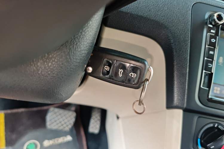 TDK.VehicleDetails.img