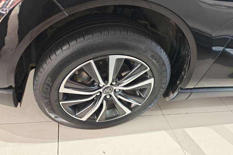 Used Toyota Harrier 2022 2.0L CVT Two-Wheel Drive Flagship Edition
