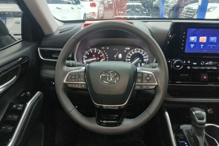 Used Toyota Highlander 2022 380T 4x4 Luxury Edition 7 Seats