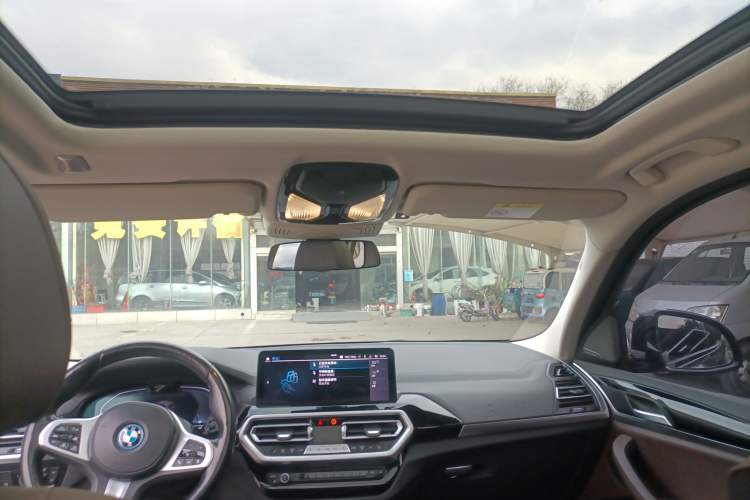 Used BMW iX3 2021 Updated Leading Edition
