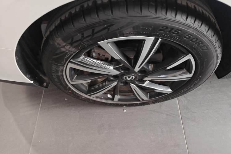 Used Changan Eado 2024 1.5T GDI Automatic Prestige Edition
