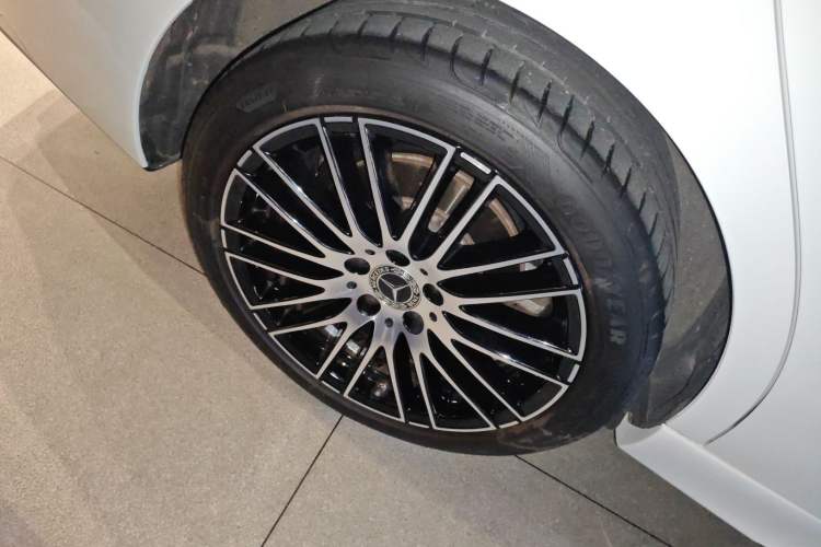 Used Mercedes-Benz C-Class 2023 Restyled C 260 L Sport Edition
