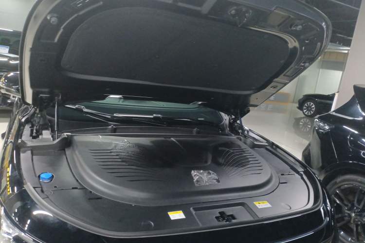 Used VOYAH FREE 2025 318 318 km Rear-Drive Touring Edition
