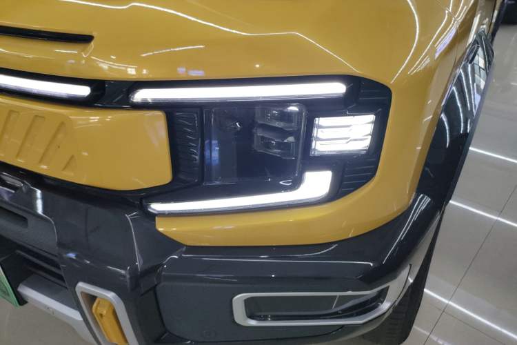 Used  G318 2025 Worry-Free Adventure Edition Four-Wheel Drive Secret Realm Version