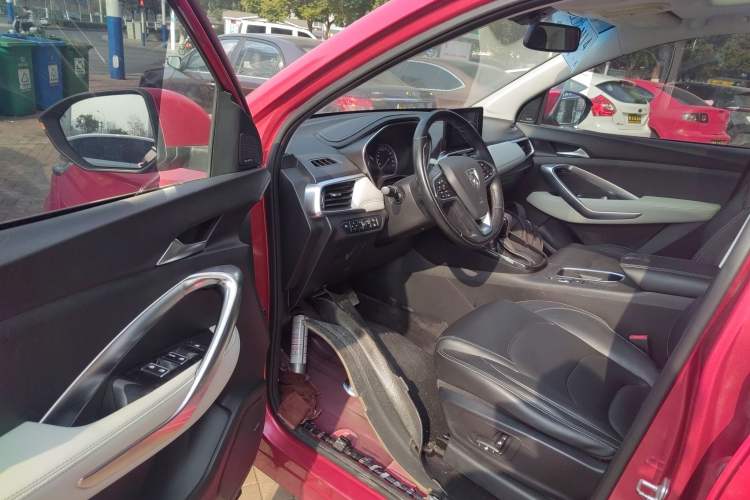 Used Baojun 530 2018 1.5T DCT Flagship Version China V Emission Standard
