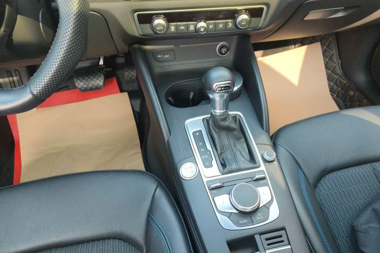 Used Audi A3 2020 Sportback 35 TFSI Fashion Edition China VI Emission Standard