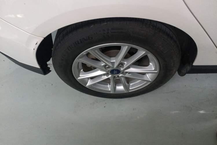 Used Ford Focus 2017 Hatchback 1.6L Automatic Fashion Edition Smart Drive Version