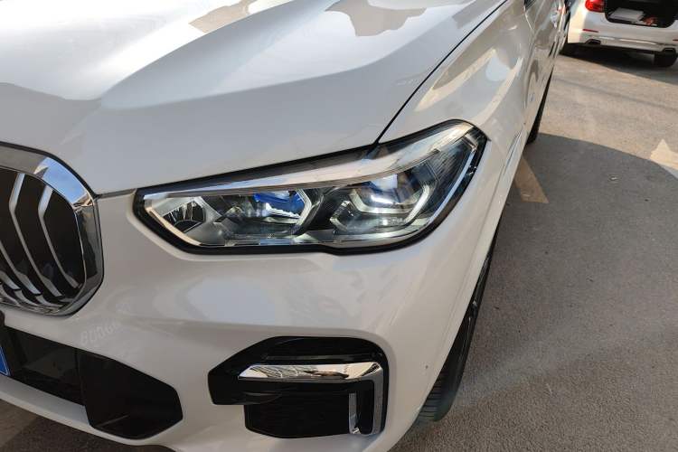 Used BMW X5 2022 Restyled xDrive 30Li Luxury Version M Sport Package