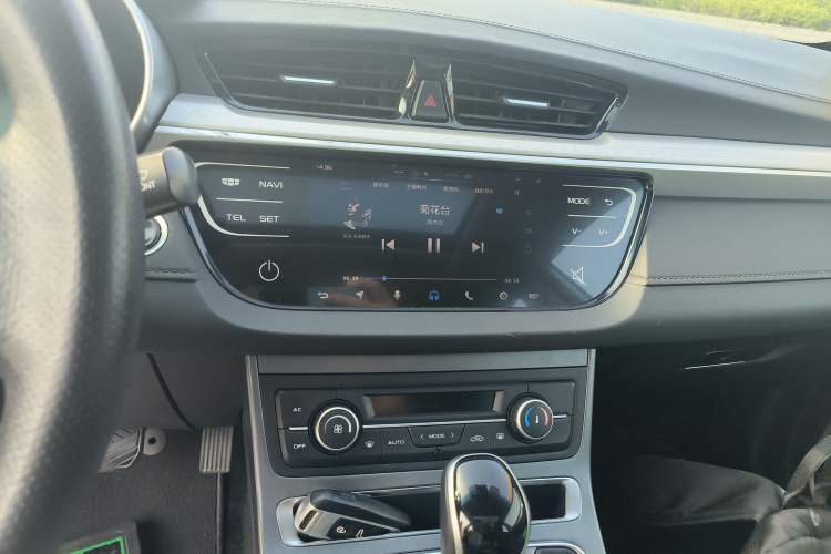 Used Geely Auto Emgrand 2018 1.5L CVT Upward Connect Edition
