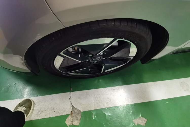 Used Wuling Xingguang 2024 Co-Creation Edition 510 Advanced Model
