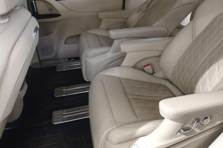 Used Buick GL8 2020 Avenir Avia Six-Seat Deluxe Edition
