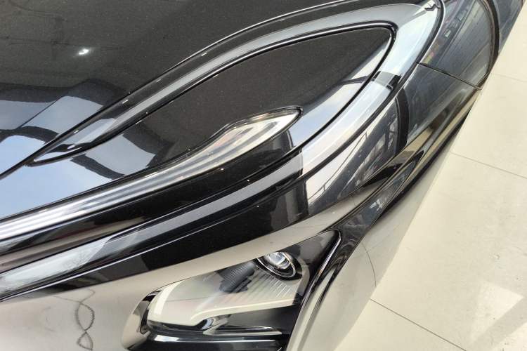 Used Hongqi E-QM5 2023 620km PLUS
