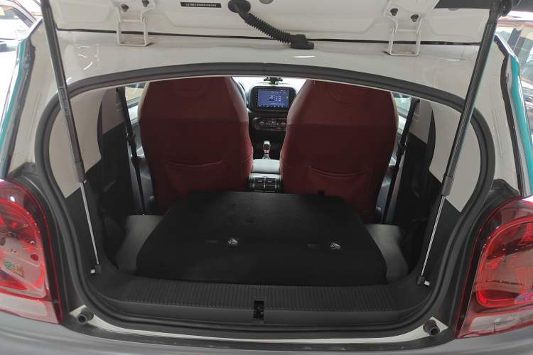 Used Roewe Clever 2022 311km QiQi BoBo Edition