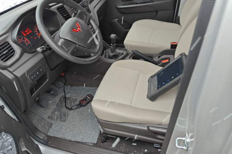 Used Wuling Hongguang V 2022 1.5L Jingqu Edition Electric-Assist LAR
