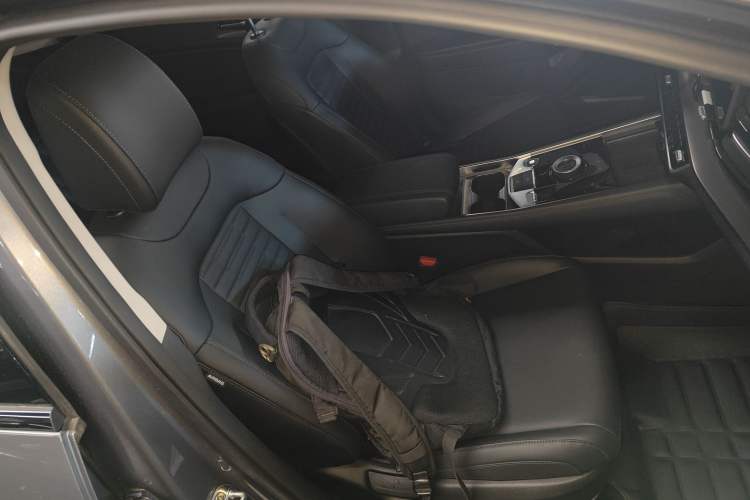 Used Kia Sportage 2023 2.0T Two-Wheel-Drive Prestige Edition
