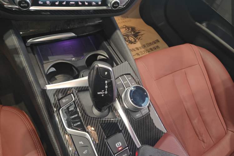 Used BMW 5 Series 2020 530Li Luxury Edition M Sport Package
