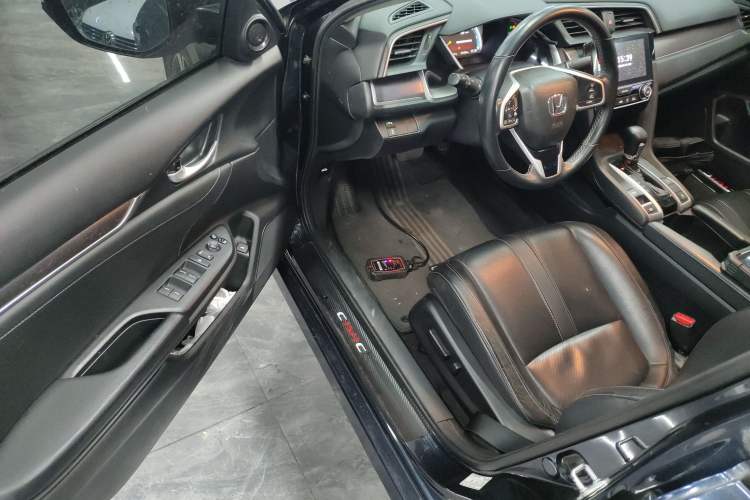 Used Honda Civic 2016 220TURBO CVT Prestige Edition