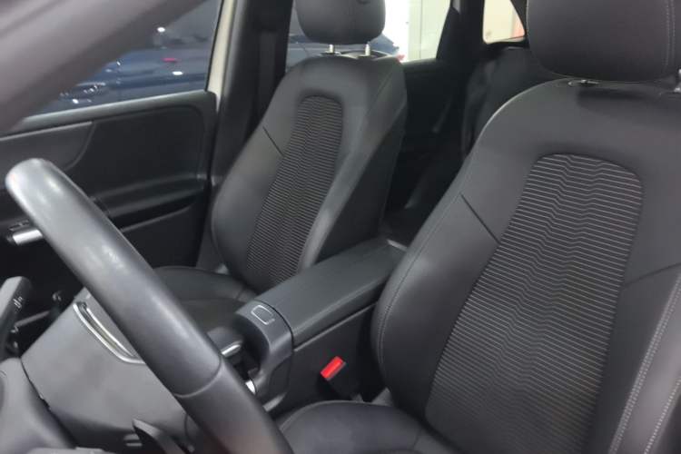 Used Mercedes-Benz B-Class 2020 B 200 Sport Edition
