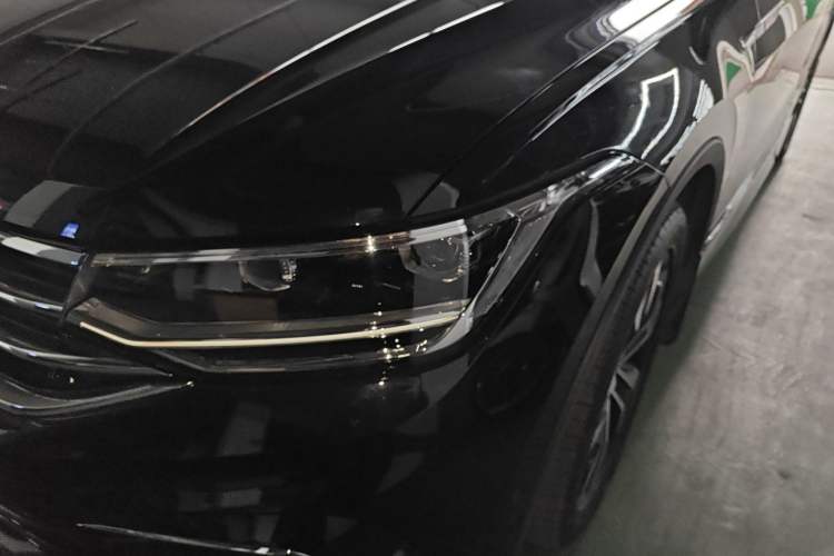 Used Volkswagen Tiguan L 2024 330TSI Automatic Two-Wheel Drive R-Line Enhanced Edition
