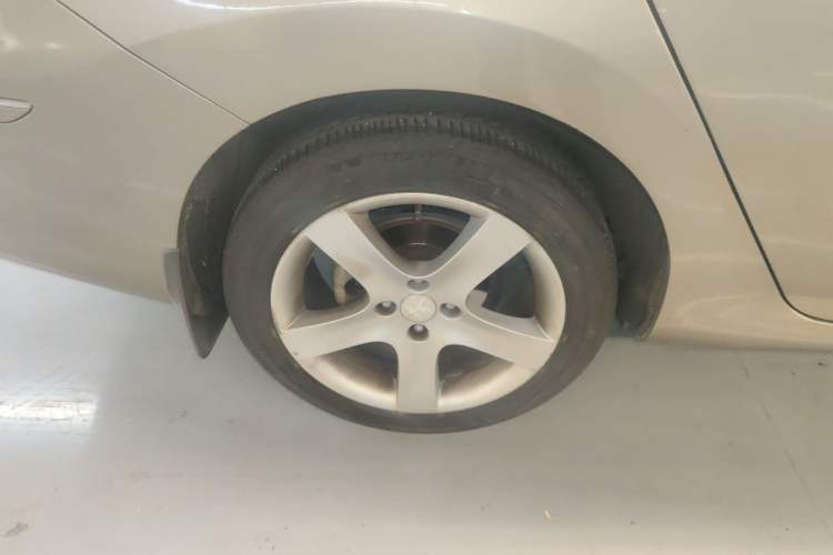 Used Peugeot 408 2013 2.0L Automatic Comfort Edition