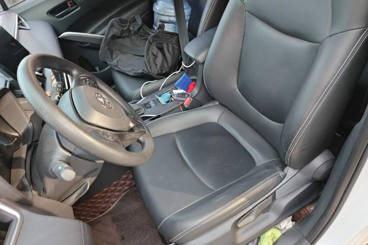 Used Toyota Corolla Cross 2023 Dual-Motor 2.0L Pioneer Edition
