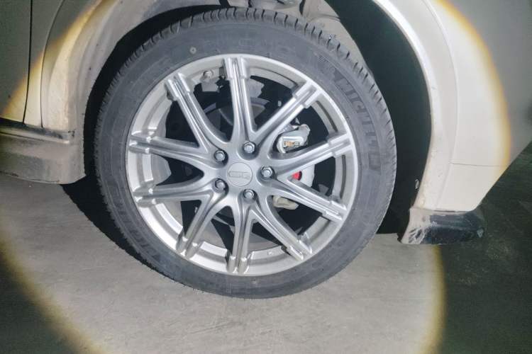 Used Infiniti ESQ 2014 1.6L Spontaneous Edition