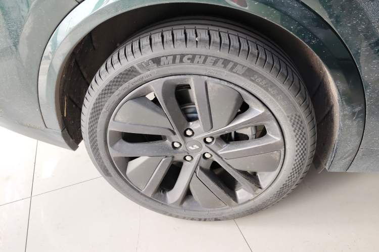 Used Li Auto L9 2022 Max model